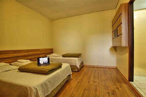 Hostel Roma Curitiba Exteriör bild